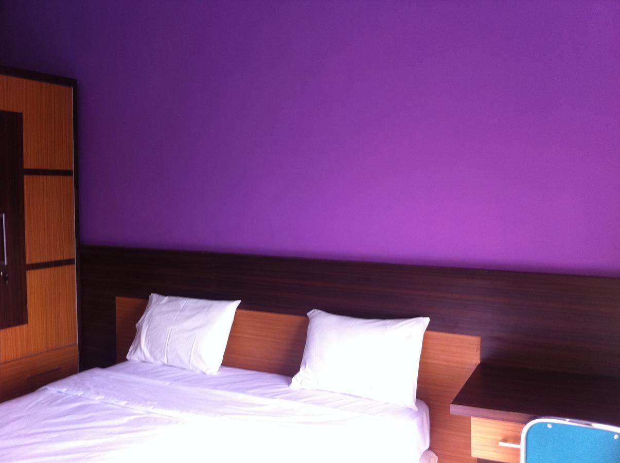 Pineapple Mansion Hotel Solo Quarto foto